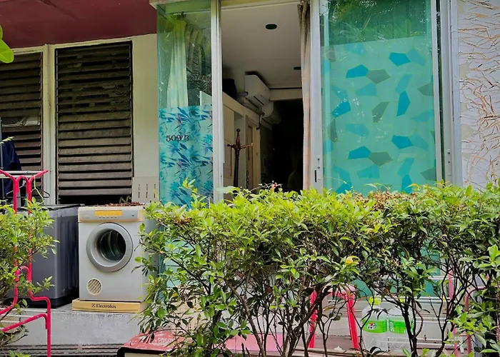 Bright Near Mrt Si Kritha With Pool & Workspace Apartment Bangkok