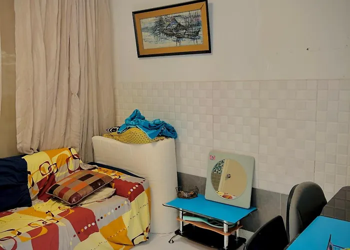 Bright Near Mrt Si Kritha With Pool & Workspace Apartment *